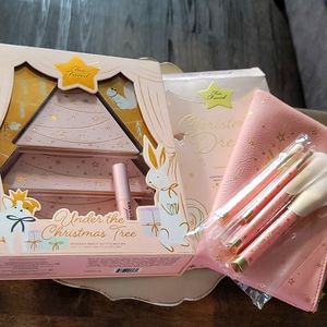 🥳2 for 100🥳Too faced Christmas dreams